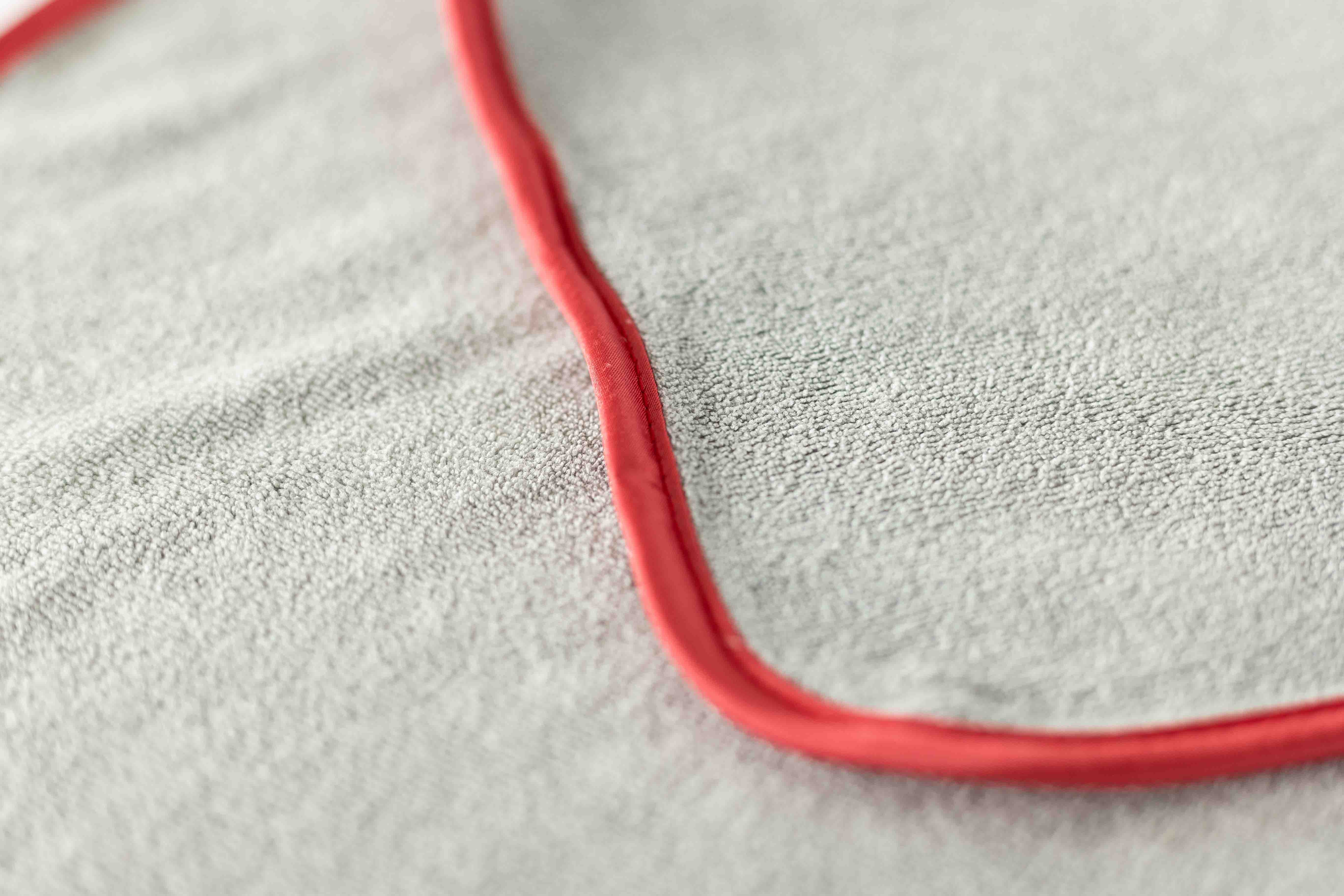 Microfibre Towel Grey-Red 50x50cm (125gr:doek) 3317:11  .jpg